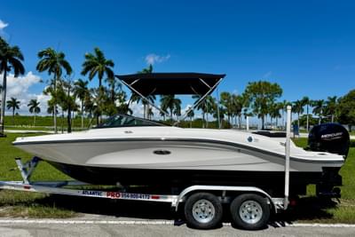 BOATZON | Sea Ray SPX 210 Outboard 2023