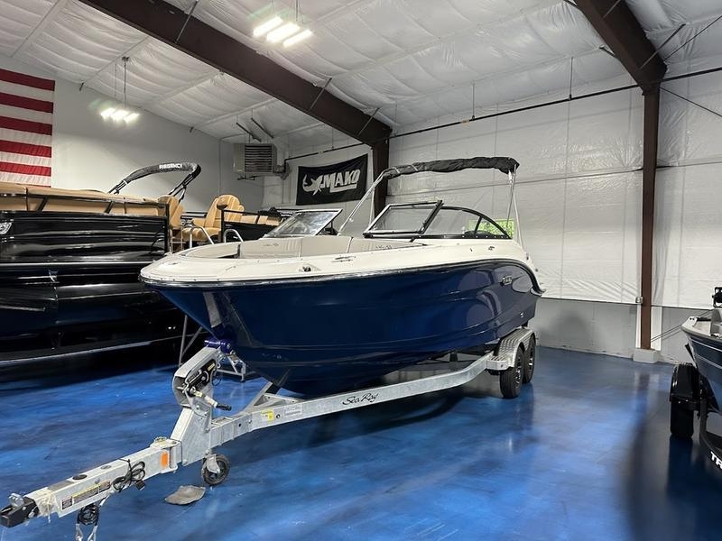 2025 Sea Ray SPX 210 Outboard - Sold Boat