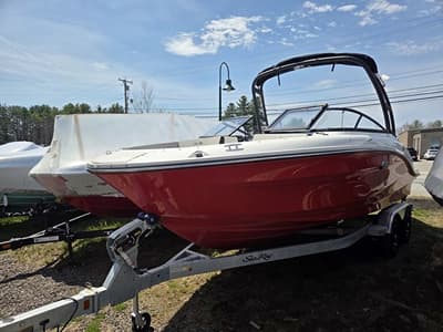 BOATZON | Sea Ray SPX 210 Outboard 2026