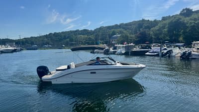 BOATZON | Sea Ray SPX 210 Outboard 2027 BOATZON | Sea Ray SPX 210 Outboard 2027