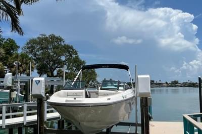 BOATZON | Sea Ray SPX 230 2020