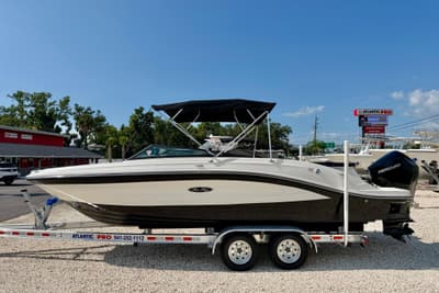 BOATZON | Sea Ray SPX 230 Outboard 2022