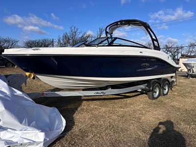 BOATZON | Sea Ray SPX 230 Outboard 2025