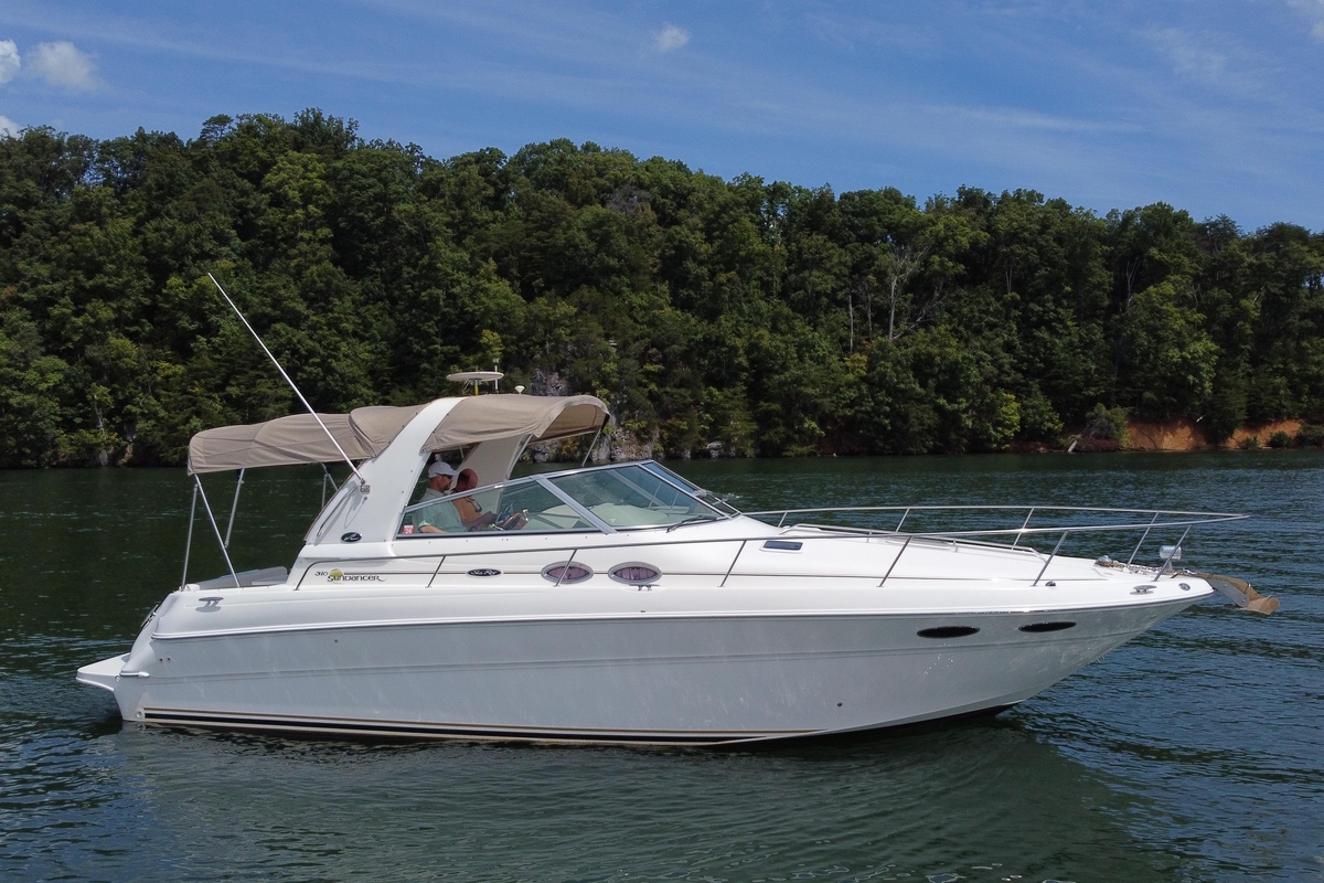 2001 Sea Ray Sundancer 310 - Sold Boat