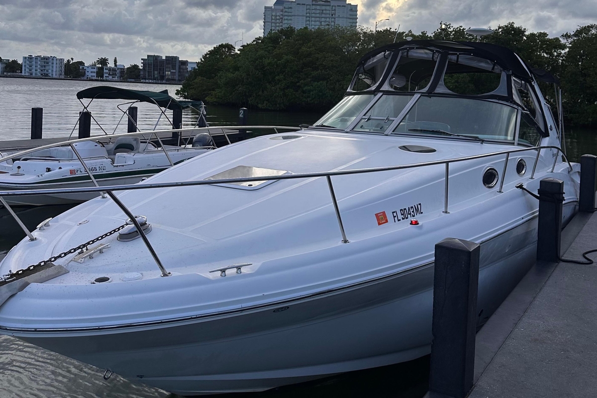 2005 Sea Ray Sundancer 320 - Sold Boat