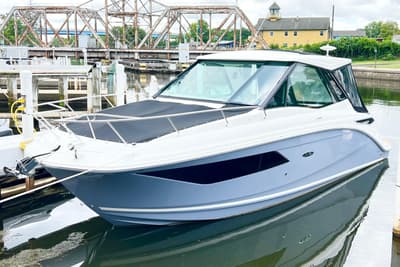 BOATZON | Sea Ray Sundancer 320 Coupe 2023 BOATZON | Sea Ray Sundancer 320 Coupe 2023