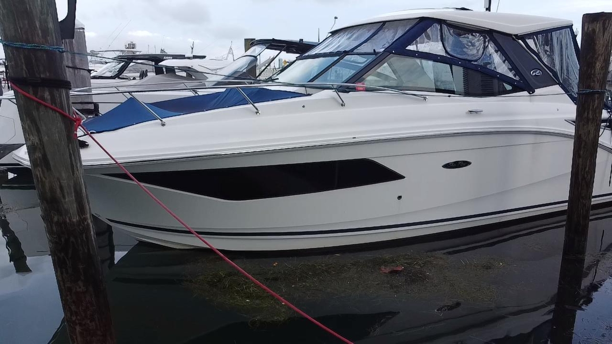 2020 Sea Ray Sundancer 320 Outboard - Sold Boat