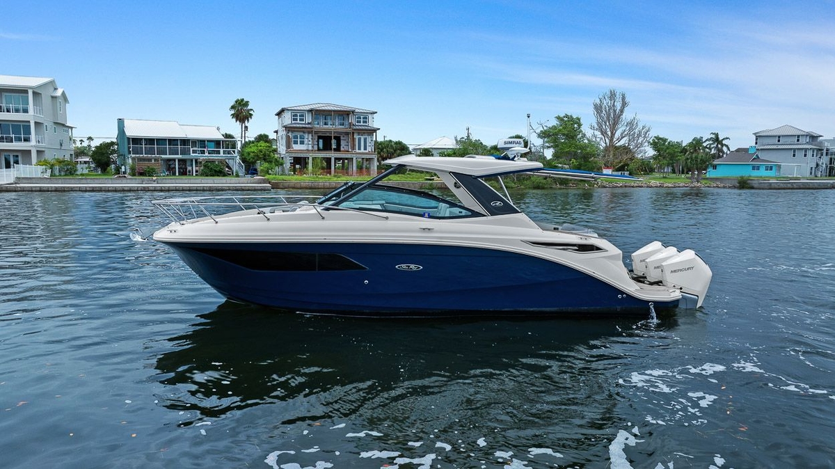 2021 Sea Ray Sundancer 320 Outboard - Sold Boat