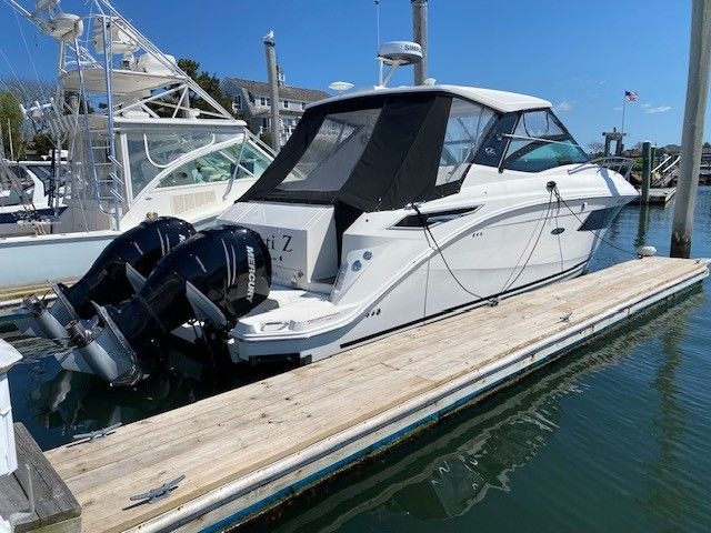 2022 Sea Ray Sundancer 320 Outboard - Sold Boat