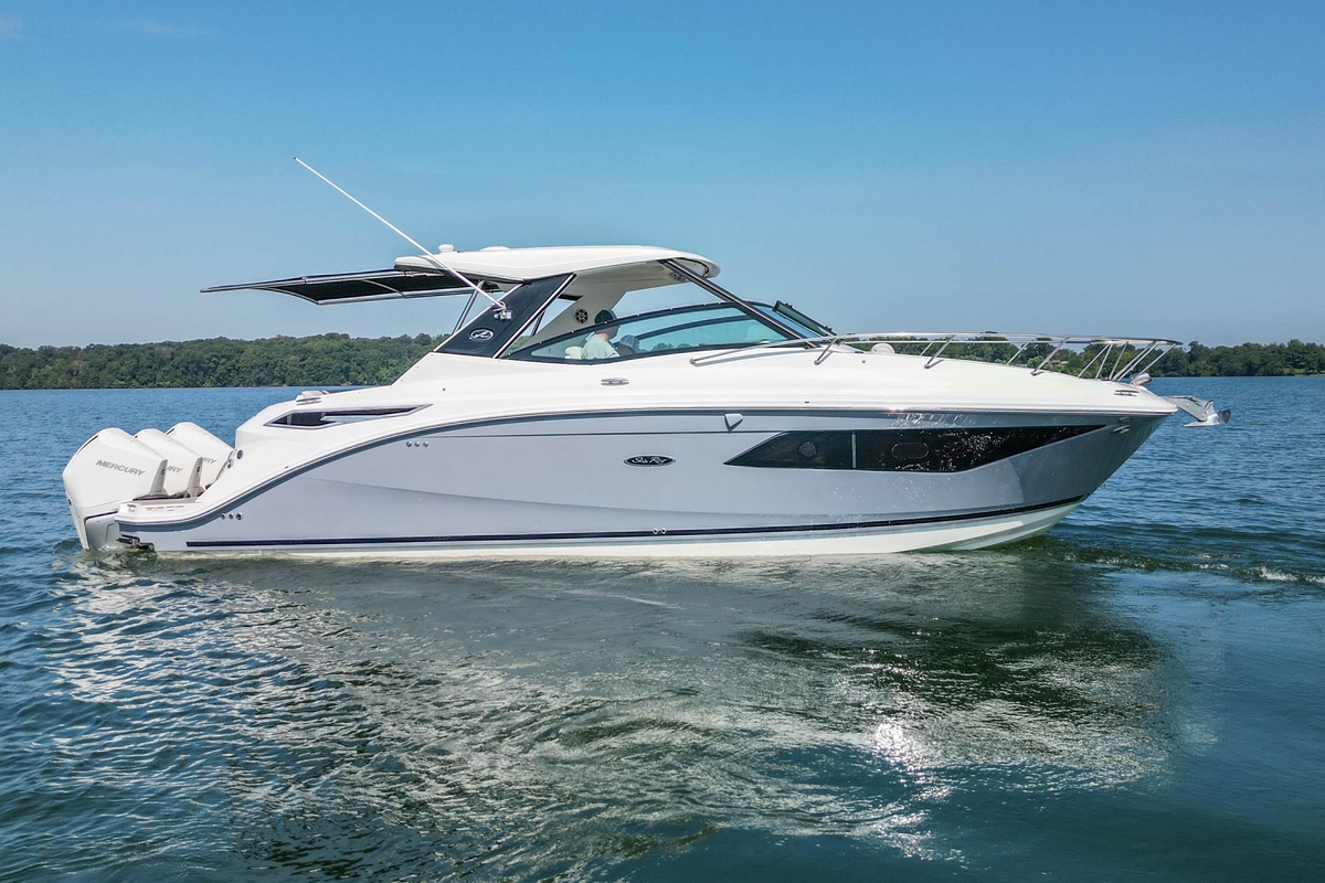 2022 Sea Ray Sundancer 320 Outboard - Sold Boat