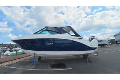 BOATZON | Sea Ray Sundancer 320 Outboard 2026