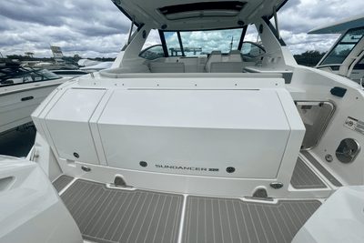 BOATZON | Sea Ray Sundancer 320 Outboard 2026 BOATZON | Sea Ray Sundancer 320 Outboard 2026