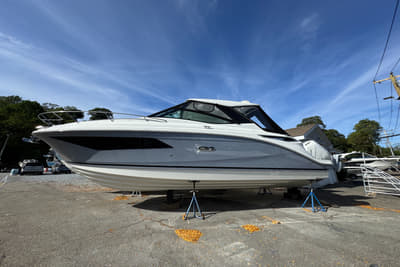 BOATZON | Sea Ray Sundancer 320 Outboard 2026