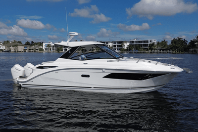 BOATZON | Sea Ray Sundancer 320 Outboard 2026 BOATZON | Sea Ray Sundancer 320 Outboard 2026