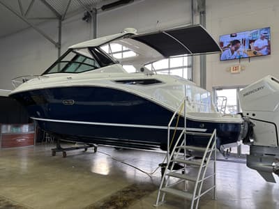 BOATZON | Sea Ray Sundancer 320 Outboard 2026 BOATZON | Sea Ray Sundancer 320 Outboard 2026