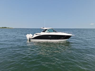 BOATZON | Sea Ray Sundancer 320 Outboard 2026