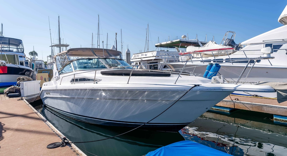 1992 Sea Ray Sundancer 330 - Sold Boat