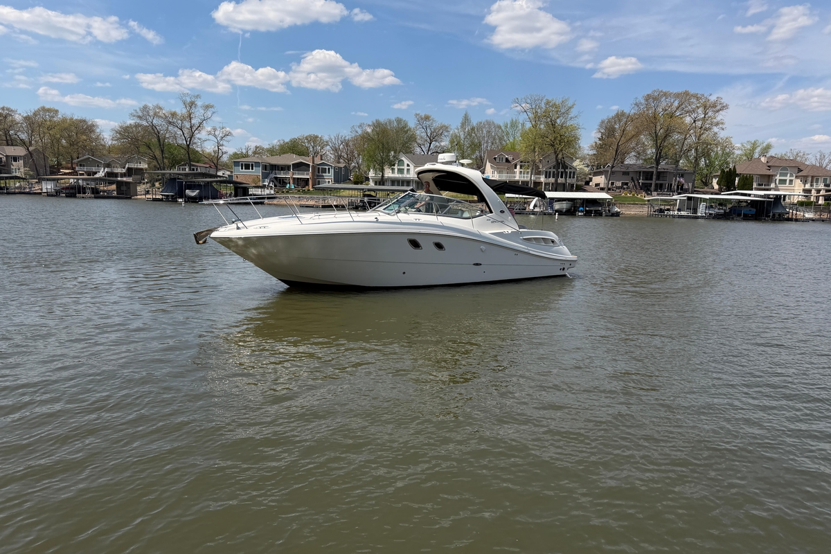 2008 Sea Ray Sundancer 330 - Sold Boat