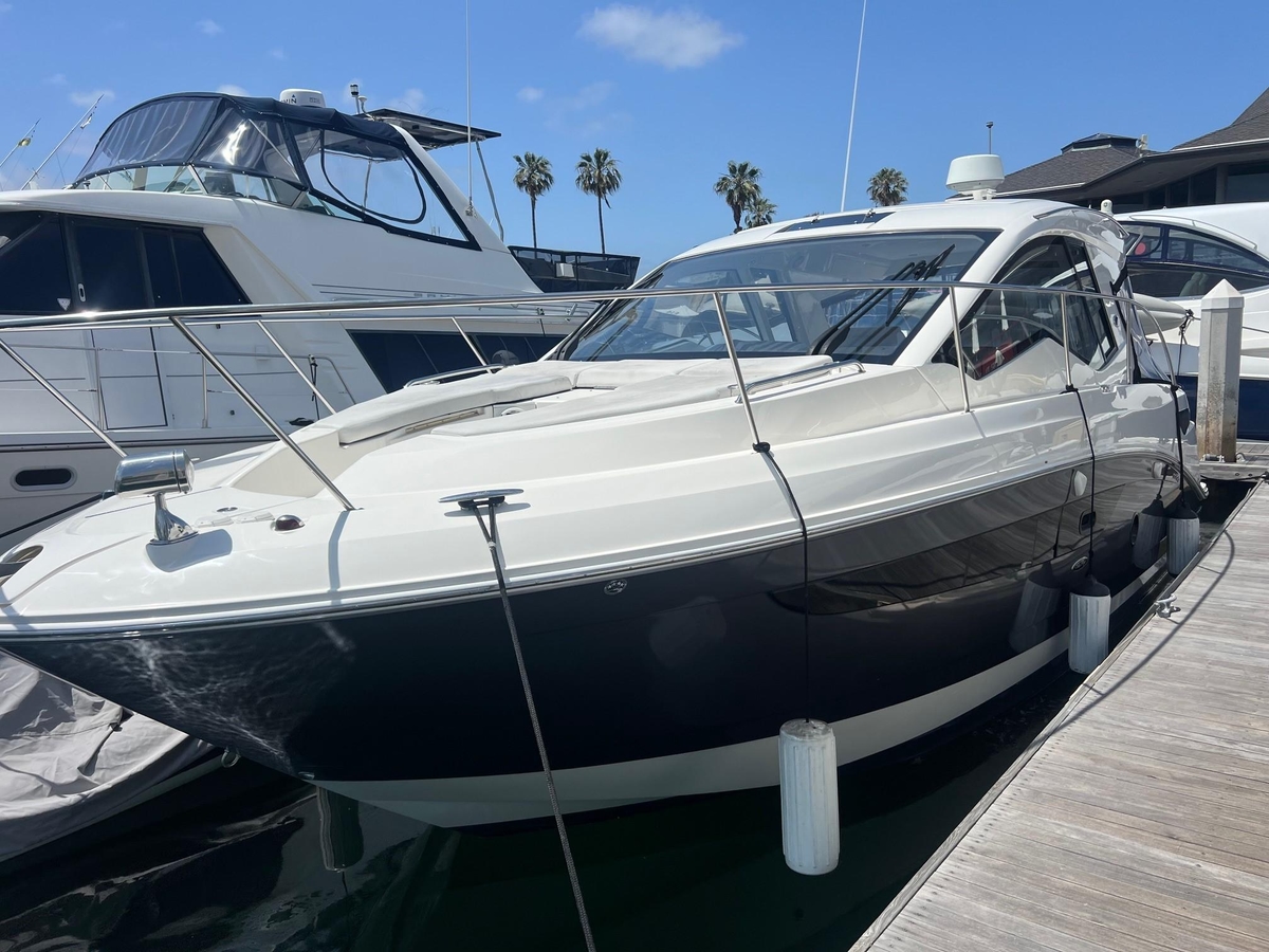 2018 Sea Ray Sundancer 350 - Sold Boat