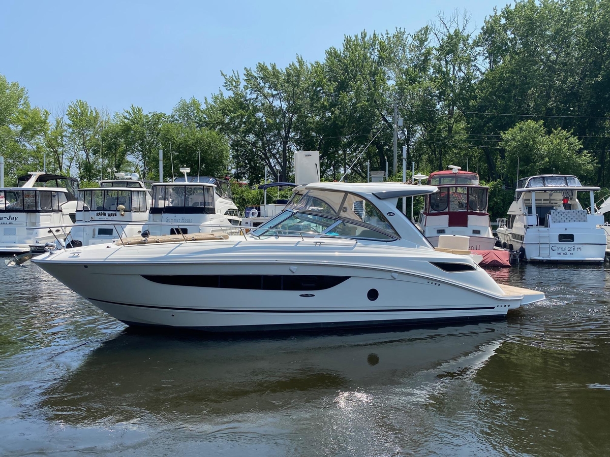 Sea Ray Sundancer 350 2018