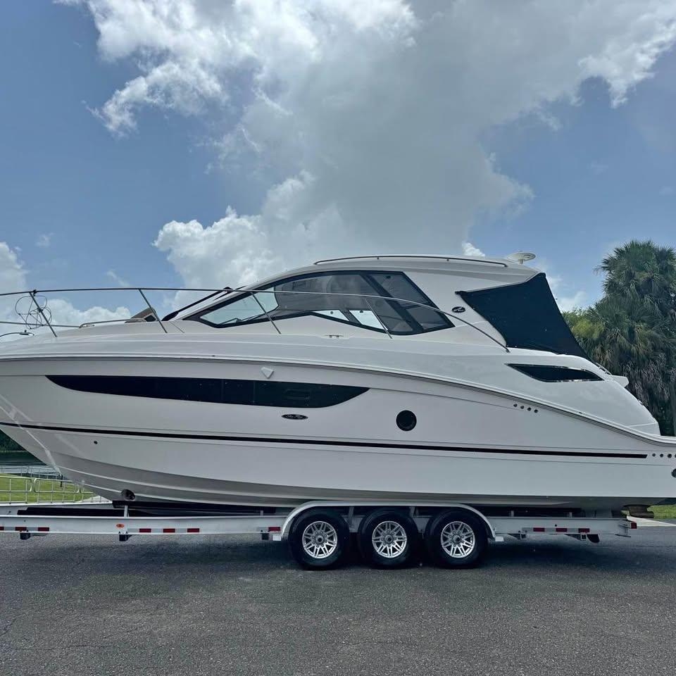2017 Sea Ray Sundancer 350 Coupe - Sold Boat