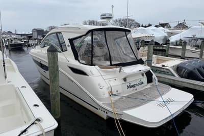 BOATZON | Sea Ray Sundancer 350 Coupe 2018