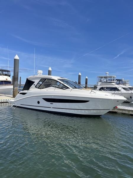 2019 Sea Ray Sundancer 350 Coupe - Sold Boat