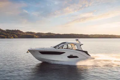 BOATZON | Sea Ray Sundancer 370 2026