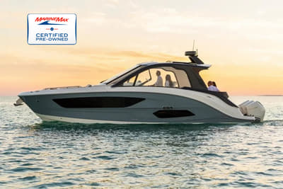 BOATZON | Sea Ray Sundancer 370 Outboard 2024