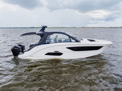 BOATZON | Sea Ray Sundancer 370 Outboard 2026