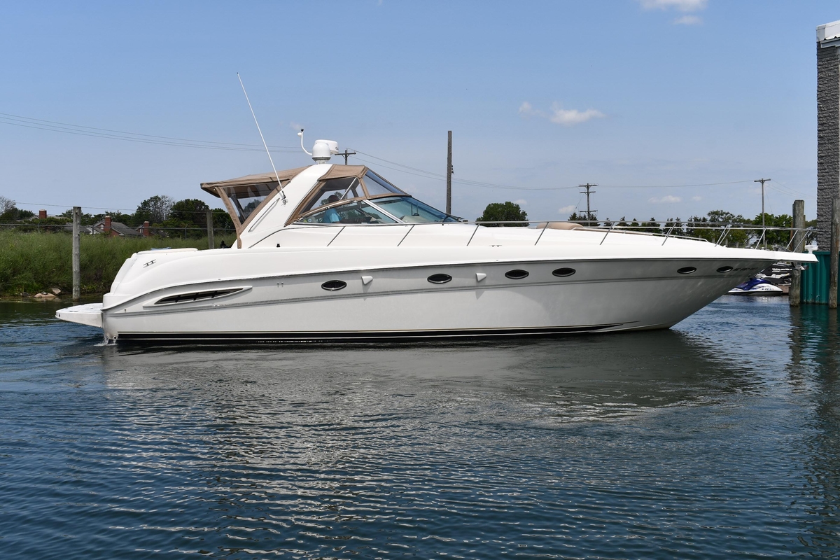 2000 Sea Ray Sundancer 460 - Sold Boat