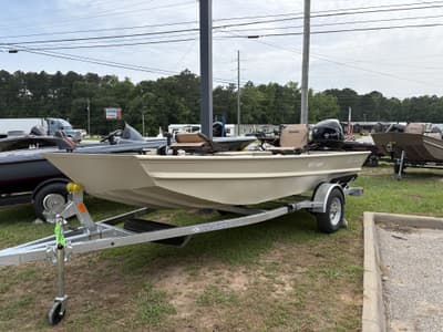 BOATZON | SeaArk 1652 Crappie 2025