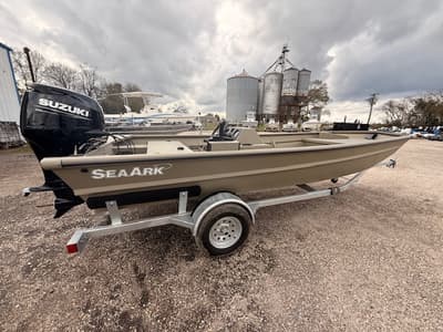 BOATZON | SeaArk 1860 MV 2025