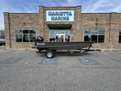 BOATZON | SeaArk 1872 MV CC wSuzuki DE90ATL Engine and Trailer 2025