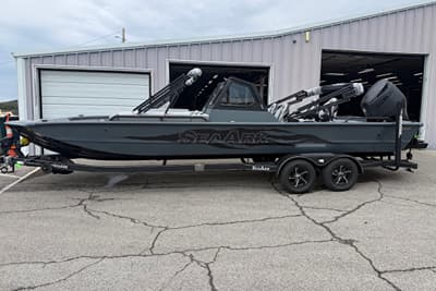 BOATZON | SeaArk Easy Cat 2027