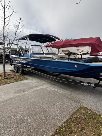 BOATZON | SeaArk Easy Cat w Suzuki DF300APX 300HP Engine and Trailer 2025