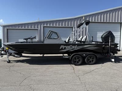 BOATZON | SeaArk Pro Cat 240 2026