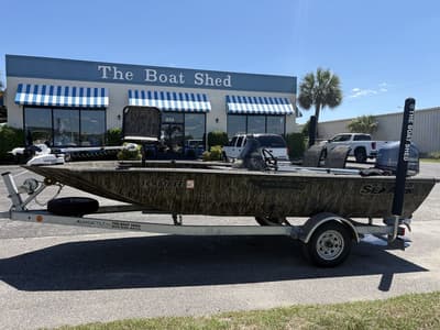 BOATZON | SeaArk Shadow 17 Side Console 2024