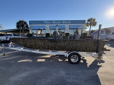 BOATZON | SeaArk Shadow 20V Elite CC 2026