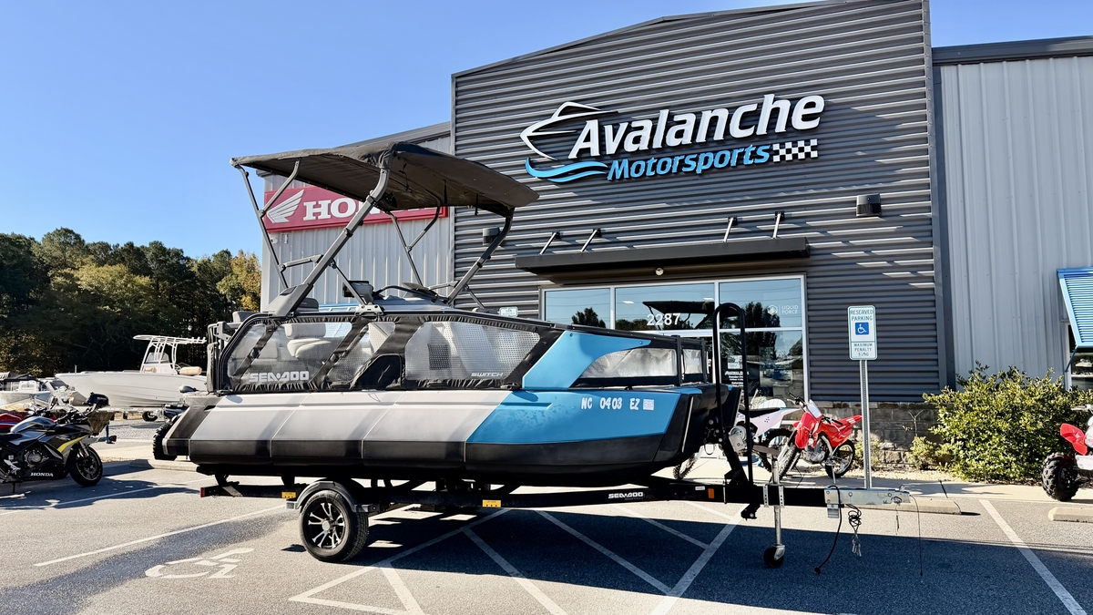 2022 Sea-Doo SeaDoo Switch Sport 230 2022 - Sold Boat