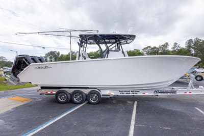 BOATZON | SeaHunter 33T 2026