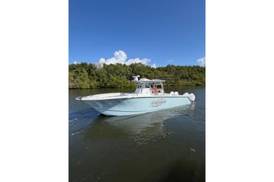 BOATZON | SeaHunter 38 CTS 2022
