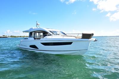 BOATZON | Sealine C430 2022