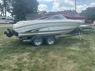 BOATZON | SeaRay 210 1999