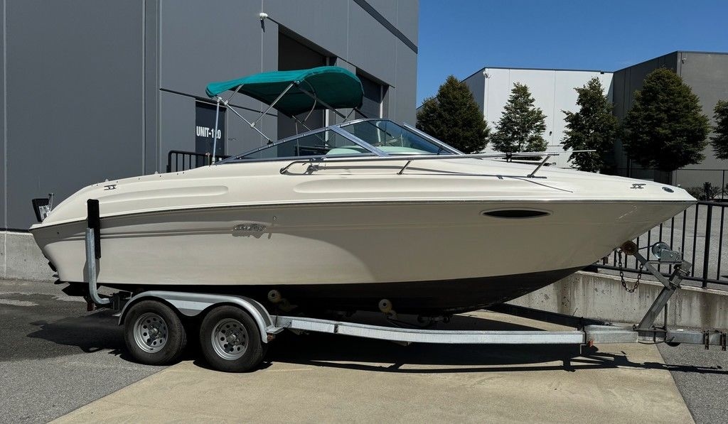 1999 Searay 215 Express - Sold Boat