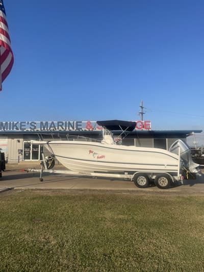 BOATZON | Seaswirl Boats 2301 CC 2001