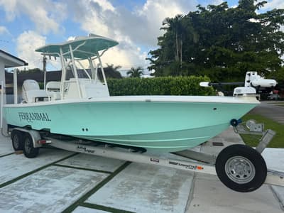 BOATZON | SeaVee 270Z 2018