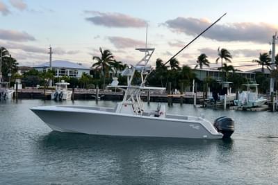 BOATZON | SeaVee 322 Z 2022