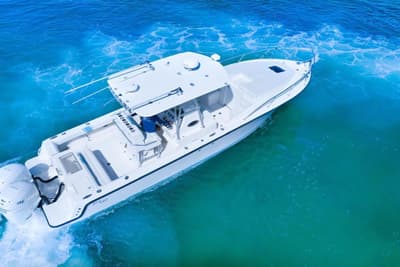 BOATZON | SeaVee 340B Cuddy 2009