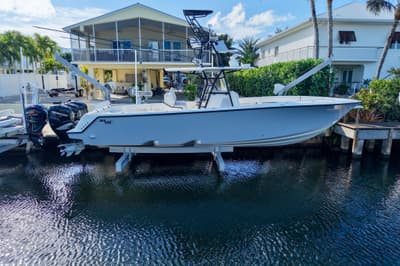 BOATZON | SeaVee 370Z 2019 BOATZON | SeaVee 370Z 2019